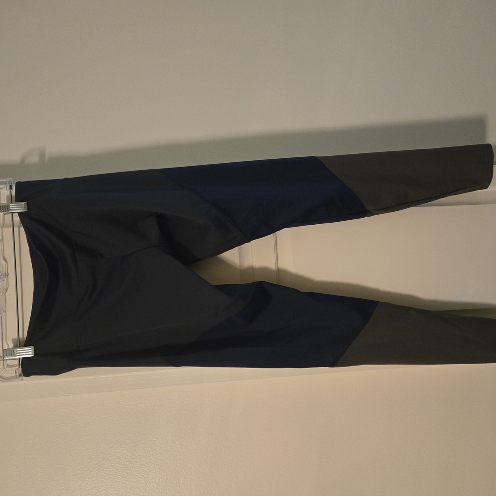 Onzie Colorblack Leggings